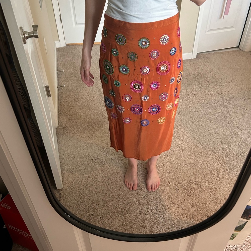 Burnt orange skirt, size 6, beaded design, only worn once, excellent condition
